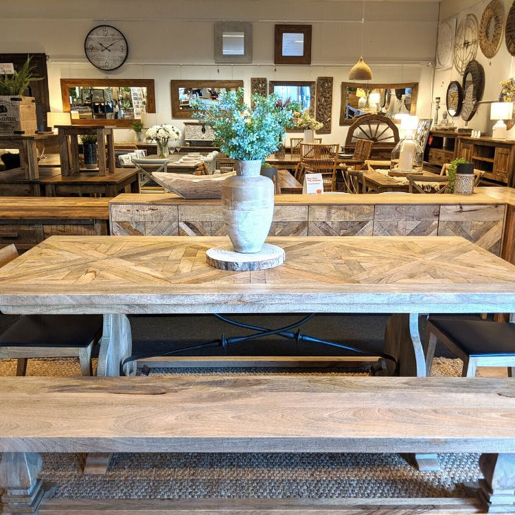 Monaco Sleek Dining Table