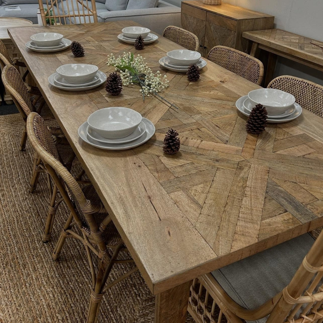 Monaco Sleek Dining Table