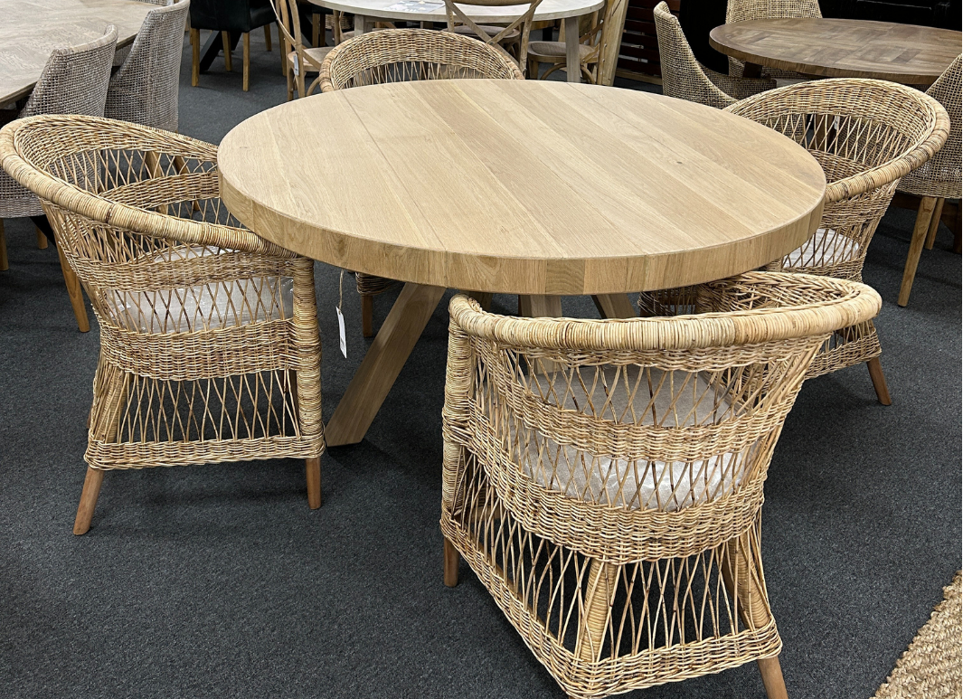 Plank Round Dining Table