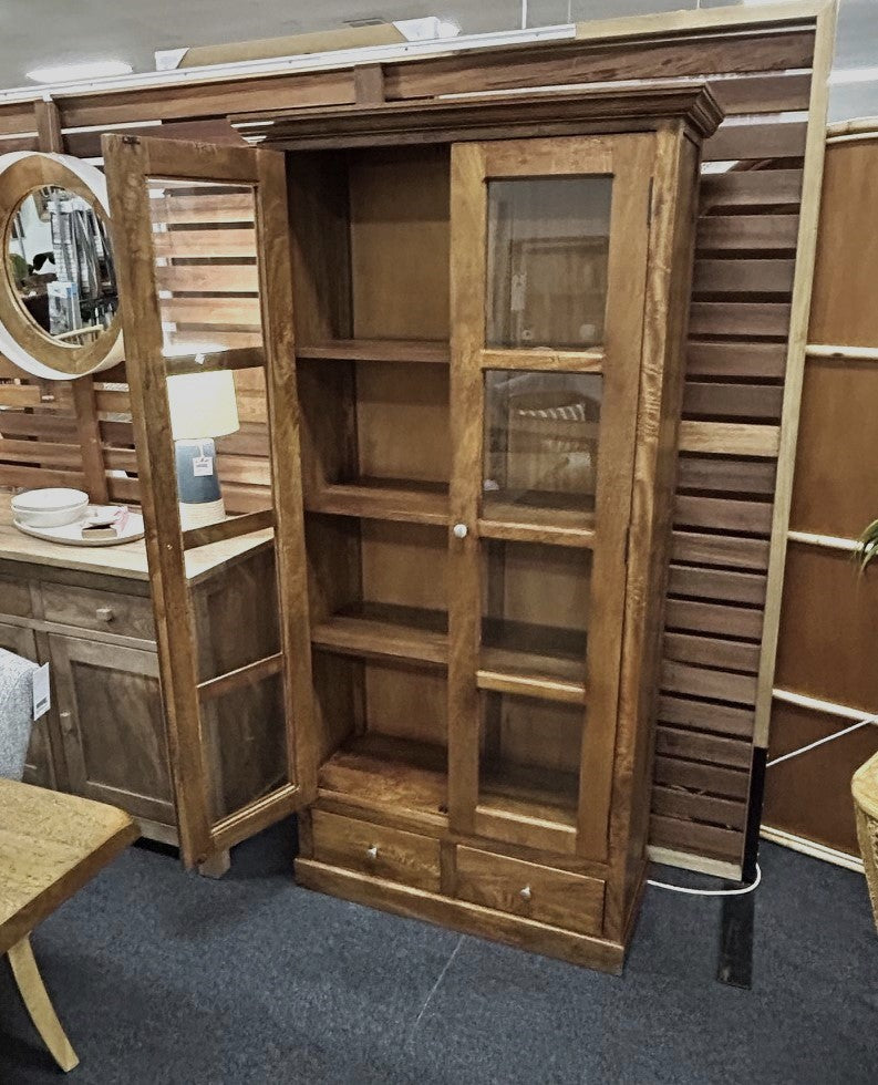 Verve 2 Door Glass Cabinet