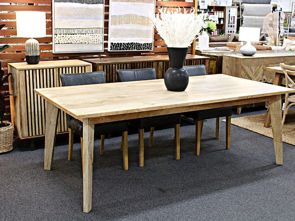Lund Dining Table