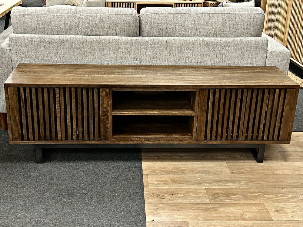 Linier TV Unit 4 Doors