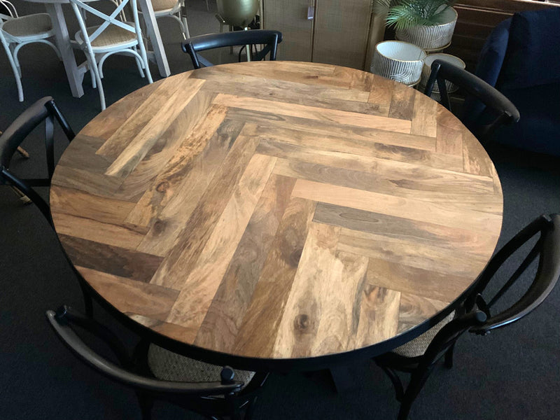 Herringbone Round Dining Table With Diapod Legs